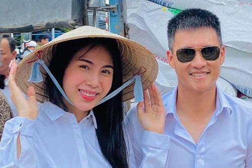 Xe mô tô trị giá 9 chữ số của vợ chồng ca sĩ Thủy Tiên