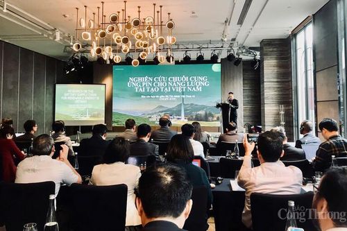 Nhu cầu pin toàn cầu mở ra nhiều cơ hội cho các ngành công nghiệp
