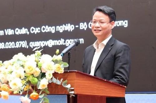 Chuyển đổi kép thúc đẩy sản xuất thông minh và năng lượng bền vững