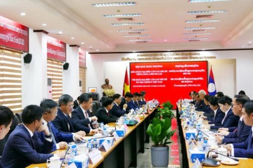Hà Nội và Vientiane (Lào) tăng cường hợp tác chiến lược