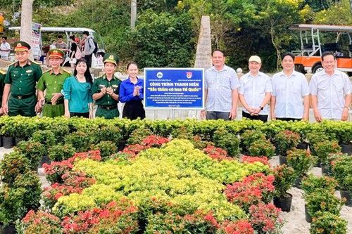 Khánh thành công trình thanh niên tại cột mốc chủ quyền quần đảo Hải Tặc