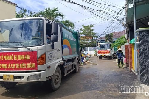 Huy động thêm các đơn vị hỗ trợ thu gom rác tại khu vực Nha Trang, Diên Điền, Diên Khánh