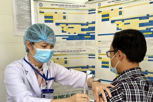 Chủ động phòng bệnh uốn ván mùa mưa lũ