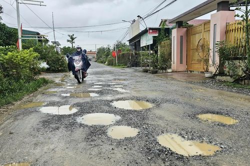 Cần sớm sửa chữa các tuyến đường dân sinh ở xã Hiếu Giang
