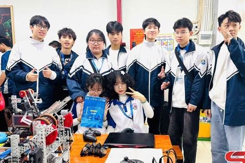Trường THPT Chuyên Sơn La đoạt giải tại Cuộc thi Sáng tạo Robot mini