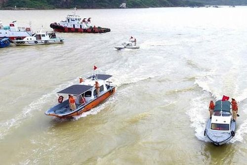 Gia Lai siết chặt an toàn du lịch đường thủy, kiểm tra nghiêm phương tiện chở khách