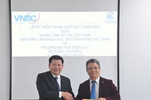 Tăng cường hợp tác toàn diện với Trung tâm Vũ trụ Việt Nam