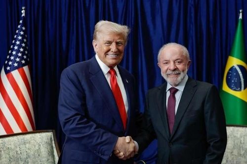 Ông Trump điện đàm với Tổng thống Brazil, tăng tốc đàm phán thương mại