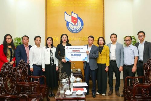 Liên Chi hội Nhà báo Ngân hàng chung tay vì miền Trung, Tây Nguyên