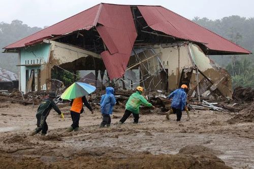 Hơn 1.100 người thiệt mạng do mưa lũ tại Indonesia, Thái Lan và Sri Lanka