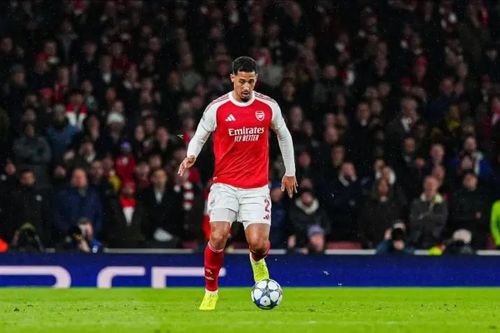 Arsenal đối mặt khủng hoảng lực lượng