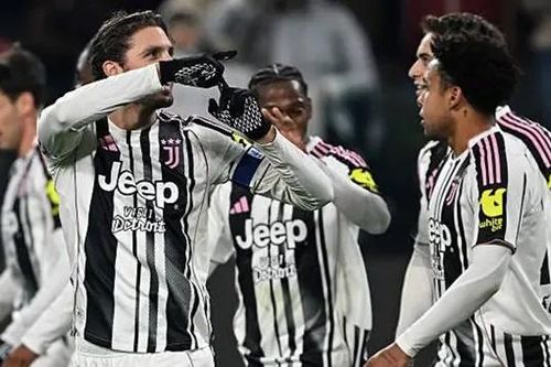 Juventus giành quyền vào tứ kết Coppa Italia