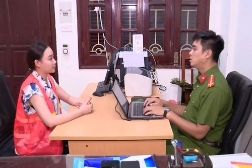 Triệt phá tụ điểm kinh doanh chất cấm, thác loạn tại Hà Nội
