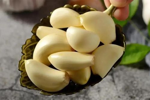 Những sai lầm khi ăn tỏi sống có thể gây nguy hiểm
