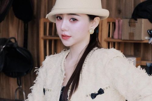 Học lỏm 2 outfit mùa đông chất lừ của Quỳnh Kool
