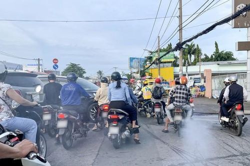 Chuyên gia nói về xử phạt phương tiện xả thải vượt chuẩn qua camera giám sát