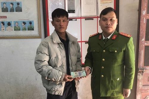 Lao động nghèo để quên 30 triệu đồng trong quán cơm và cái kết ấm lòng ở Tả Xùa