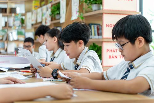 Học sinh Việt thuộc top đầu ASEAN về Toán và Đọc hiểu