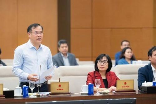 Dự kiến chuyển quyền kiểm tra chấp hành bảo vệ môi trường từ Công an cấp huyện trước đây về Công an cấp xã