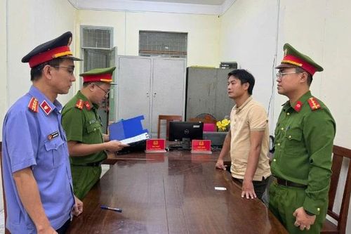 Công an Đà Nẵng bắt tạm giam giám đốc công ty nhiều lần tổ chức khai thác cát trái phép