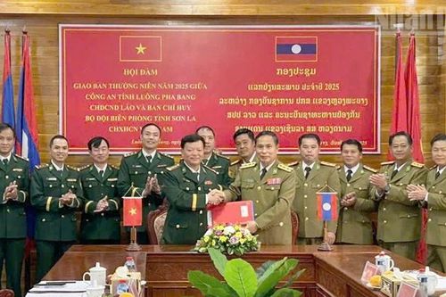 Hội đàm thường niên giữa lực lượng bảo vệ biên giới Sơn La-Luongphabang