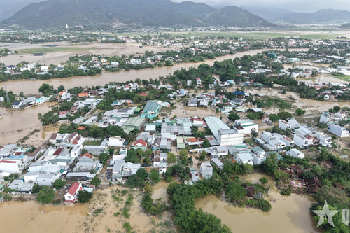 Khánh Hòa: Nha Trang ngập cục bộ một số nơi