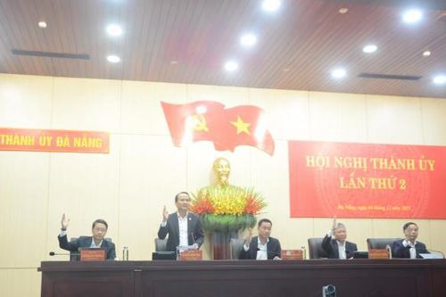 Hội nghị Thành ủy Đà Nẵng lần thứ 2: Bàn giải pháp tháo gỡ khó khăn, vướng mắc, phấn đấu đạt mức tăng trưởng hơn 11% vào năm 2026