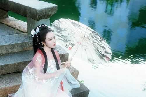 Bảo Trâm Idol hóa 'thần tiên tỷ tỷ' tại cổ trấn Trung Quốc, đẹp tựa sương mai