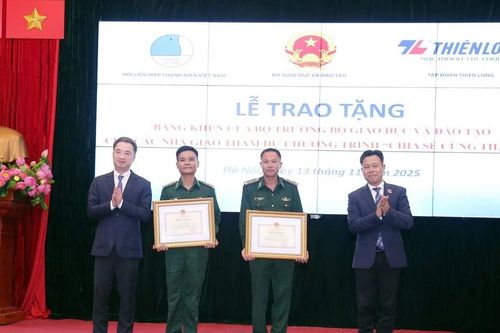 Khi tri thức thức tỉnh cuộc sống