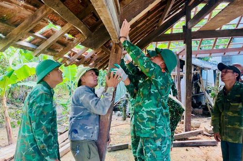 Xây dựng thế trận lòng dân nơi biên cương Sơn Hồng