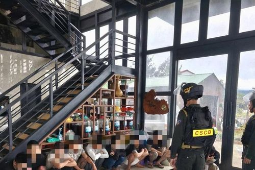 Tìm lại mình từ bóng tối