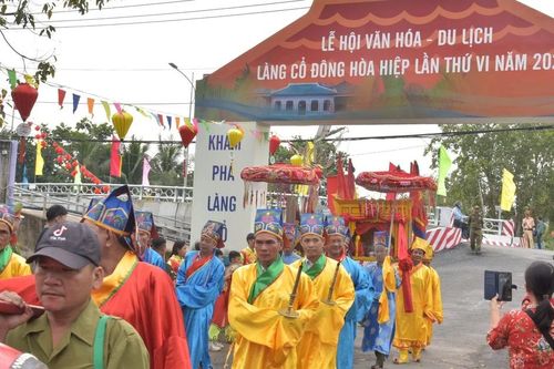 Nghi thức cúng đình cổ gần 300 năm
