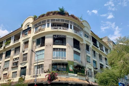 Chung cư cũ, xuống cấp ở TPHCM vẫn giá 450 triệu đồng/m2