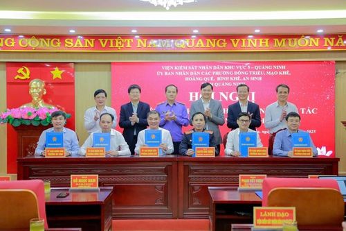 VKSND khu vực 5 - Quảng Ninh ký quy chế phối hợp với UBND 5 phường trên địa bàn