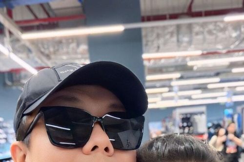 Con gái Gia Bảo: Cuộc sống đủ đầy tình thương từ hai người bố