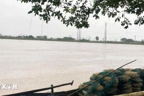 Các địa phương miền Trung khẩn trương ứng phó mưa lũ lớn ngày 3-4/12