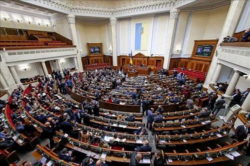 Ukraine thông qua ngân sách 2026, dành gần 60% cho quốc phòng