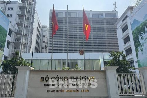 Bộ Công Thương ban hành công điện ứng phó với mưa lũ miền Trung