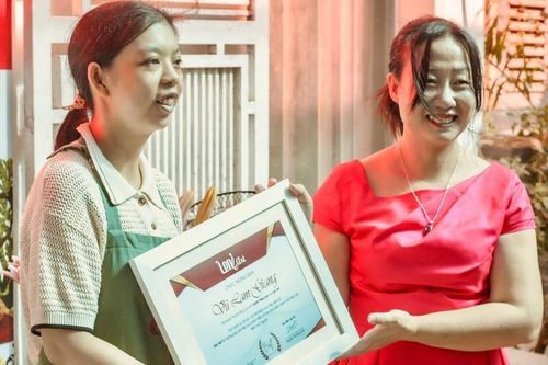 Xưởng thêu len đặc biệt của các bạn trẻ tự kỷ, khiếm thính