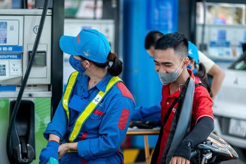 Giá xăng đồng loạt tăng trở lại