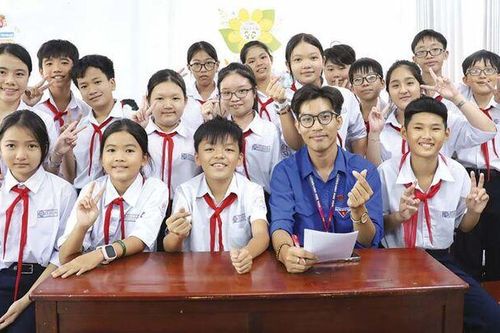 Giúp học sinh 'chạm tay' vào lịch sử