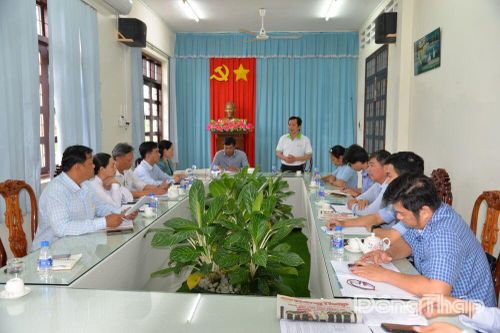 Lãnh đạo Báo và phát thanh, truyền hình Đồng Tháp làm việc với xã Gò Công Đông, xã Tân Điền về công tác phối hợp tuyên truyền