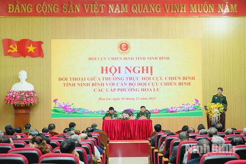 Thường trực Hội CCB tỉnh đối thoại với cán bộ Hội CCB các cấp phường Hoa Lư