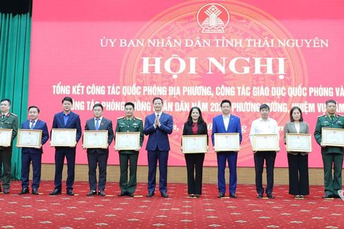 Tăng cường sức mạnh khu vực phòng thủ, nâng cao hiệu quả phòng không nhân dân