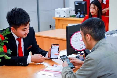 API định hình lợi thế cạnh tranh của ngân hàng