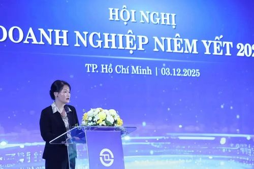 Doanh nghiệp niêm yết chuẩn hóa thông tin để thu hút vốn