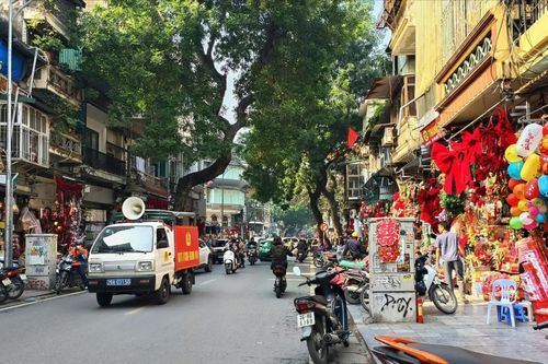 Phố phường thay áo mới
