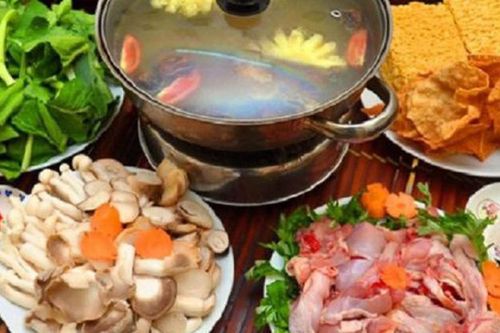 Cách nấu lẩu gà chua cay, thơm ngon cho mùa đông ấm áp