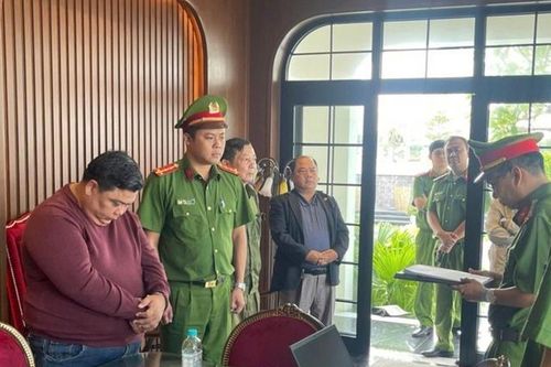 Tổng giám đốc bị bắt vì bán nhà không có thật