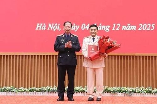 Đại tá Lê Đức Hùng giữ chức vụ Phó Thủ trưởng Cơ quan điều tra Viện KSND tối cao